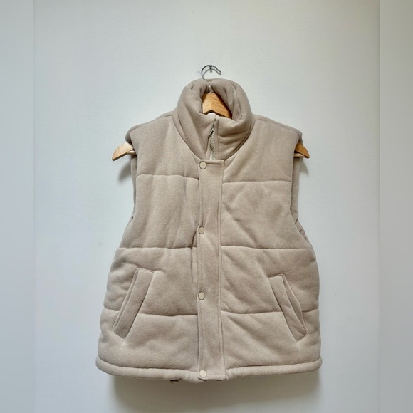 PRIV | Cora knit puffer | size large - Picture 6 of 9